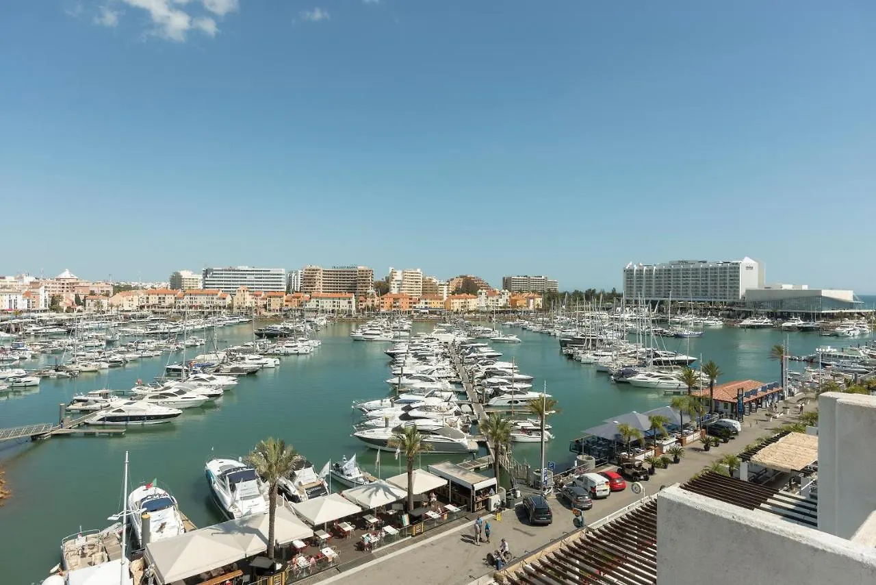 Marina Vilamoura Triplex Apartment