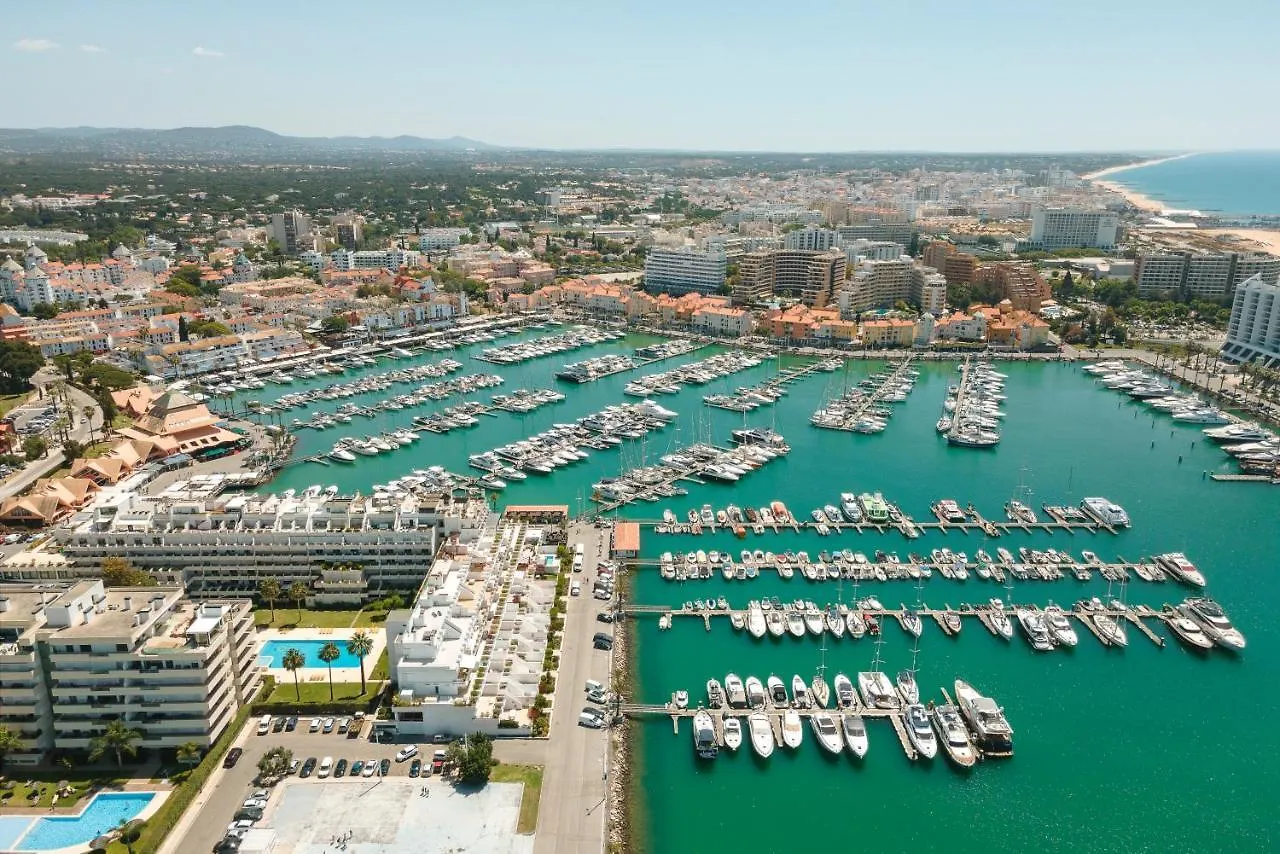 Marina Vilamoura Triplex Apartment