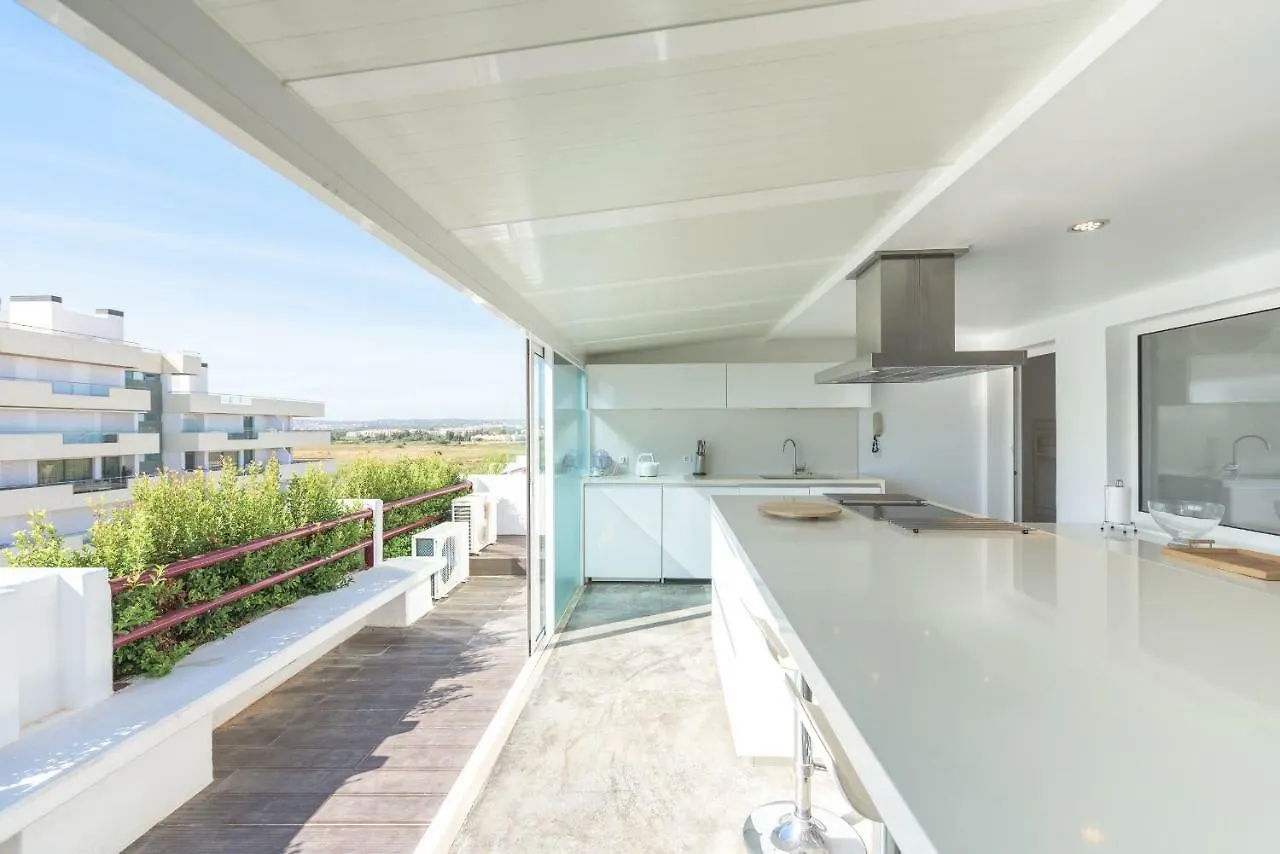 Marina Vilamoura Triplex 0*,